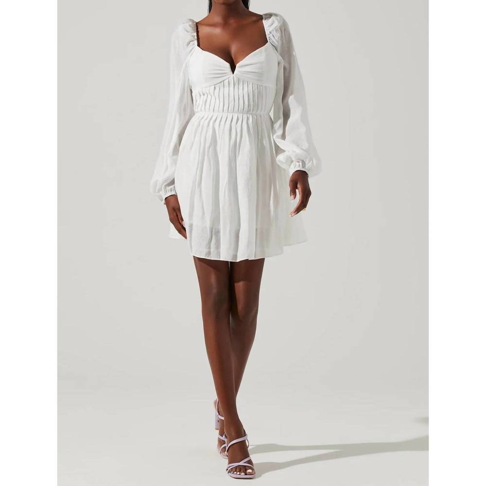 NEW ASTR carina dress in white